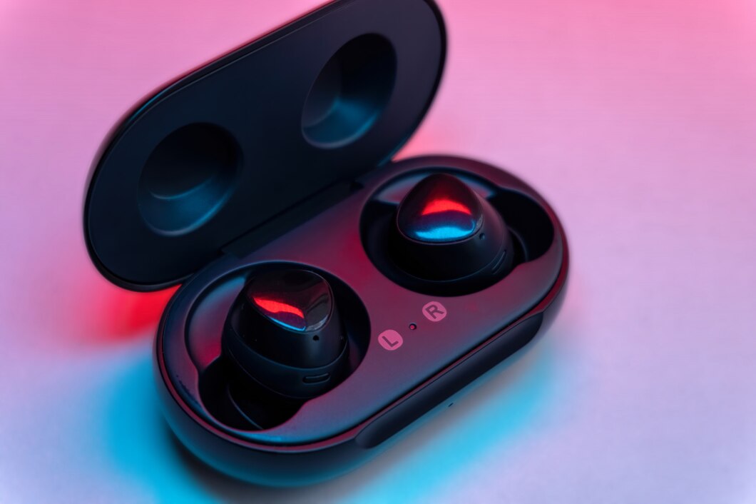 Wireless Bluetooth Earbuds with Charging Case