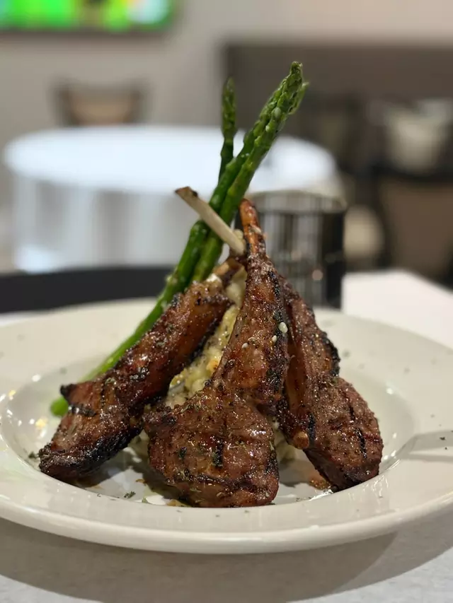 Savor with $40, $70 or $100 Worth of Food & Drinks at Smokes Bistro (Up to 31%Off)